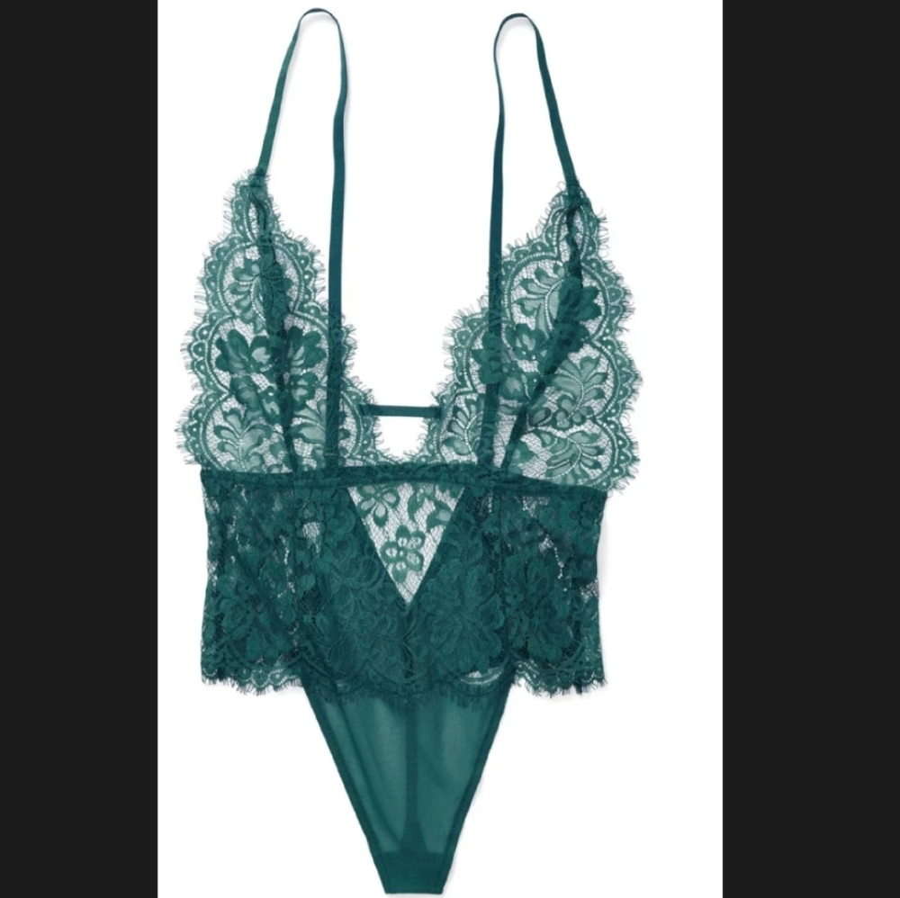 Babydoll sizes L and XL, color Green, Brand Adore Me